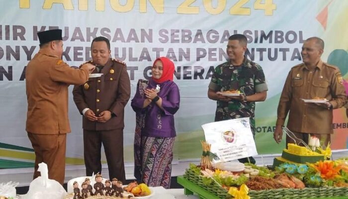 Kejari Labusel Peringati Hari Lahir Kejaksaan RI Secara Sederhana