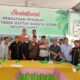 FOTO bersama usai Revisi Pemilihan Ketua DPD dan DPW Himpak, H.Joka dan R. Suhadi Berutu (tengah) mengepal tangal. (Waspada/Ist)