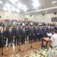 Ketua PN Langsa, Kemas Reynald Mei, SH, MH, saat mengambil sumpah dan melantik 25 Anggota Dewan Perwakilan Daerah (DPR) Kota Langsa untuk periode 2024-2029, di gedung dewan Langsa, Senin (2/9). Waspada/Rapian
