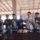 Ketum Pujakesuma Eko Sopianto bersama Surya, Bayu, Rianto dan lainnya saat berfoto bersama.(Waspada/ist).
