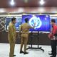 Pj Wali Kota Langsa Dr (C) Syaridin S.Pd., M.Pd saat melaunching Aplikasi Sistem Informasi Kearsipan Terintegrasi (Srikandi) di lingkungan Pemerintah Kota Langsa, Senin (24/9). Waspada/dede