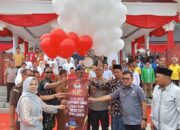Kelima pasang calon kepala daerah melepaskan balon Deklarasi Kampanye Damai Pemilihan Wali Kota dan Wakil Wali Kota serentak 2024 yang diselenggarakan Komisi Independen Pemilihan (KIP) Kota Langsa di Lapangan Merdeka Kota Langsa, Selasa (24/9). Waspada/dede