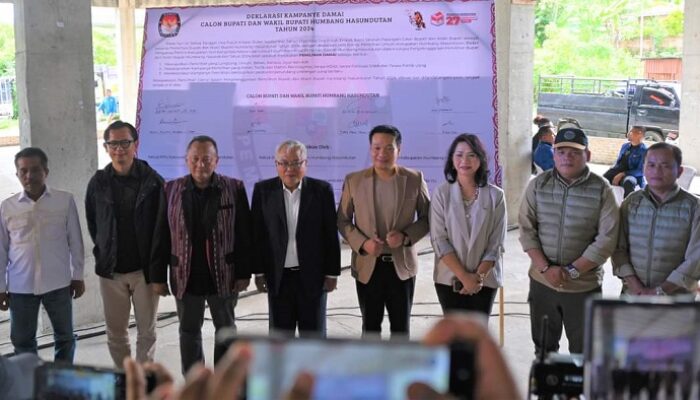 Empat Paslonkada Humbahas Deklarasi Kampanye Damai