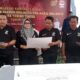 Paslon Wali Kota dan Wakil Wali Kota deklarasi kampanye damai, Selasa (24/09/2024) sore di Sekretariat Kantor KPU Kota Tebingtinggi. Waspada/Ist