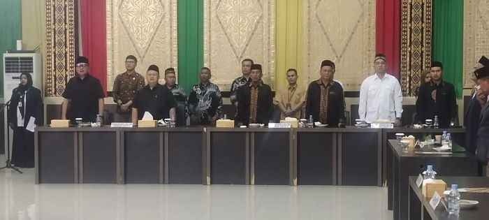 Tiga Paslon Bupati Paparkan Visi Misi Di Hadapan DPRK Agara Tiga Paslon Bupati Paparkan Visi Misi Di Hadapan DPRK Agara