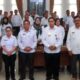 Pjs Wali Kota Pematangsiantar Matheos Tan (dua kanan depan) pose bersama dengan pimpinan OPD Pemko dan lainnya usai memimpin Rakor penyelenggaraan Pemko di ruang data Pemko, Jl. Merdeka, Rabu (25/9).(Waspada-Ist).
