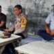 Polres Pematangsiantar melalui Kasat Binmas AKP Jahrona Sinaga, KBO Sat Binmas Iptu Marwan dan Ps Kanit Binpolmas Aiptu Sahyadi Damanik melakukan sosialisasi dan edukasi memasuki tahapan kampanye Pilkada 2024 kepada tokoh agama dan tokoh masyarakat dengan sambang Kamtibmas di Jl. Sipisopiso, Kel. Karo, Kec. Siantar Selatan, Kamis (26/9) pukul 14:00.(Waspada-Ist).