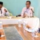 Pj Gubernur Aceh, Safrizal ZA, menyampaikan materi dengan tema "Peran Media Dibalik Sukses PON XXI Aceh-Sumut 2024" saat menjadi narasumber pada Uji Kompetensi Wartawan (UKW) Angkatan XIX tahun 2024 yang digelar di Hotel Kyriad Muraya, Banda Aceh, Jumat, (27/9). (Waspada/Zafrullah)
