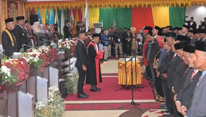 76 Dari 81 Anggota DPR Aceh Periode 2024-2029 Dilantik