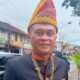 ALFRIANSYAH Ujung, ST, Anggota DPRD Sumatera Utara saat memberikan keterangan kepada sejumlah wartawan di Lokasi Pesta Njuah Njuah Kab. Dairi di Gedung Nasional Sidikalang. Waspada/Kartolo Munte