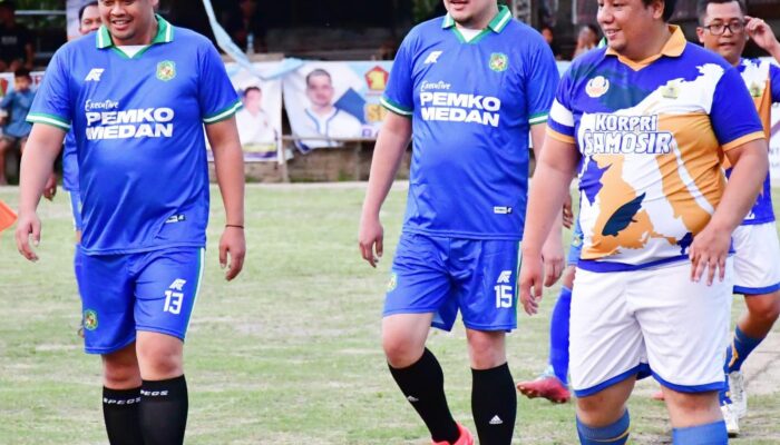 Wali Kota Medan Buka Turnamen Sepakbola Korpri  Di Samosir