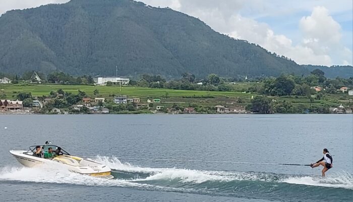 10 Atlet Ski Air Nomor Open Women Tricks Lolos ke Babak Final