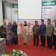 Tim Psikologi Alivia konsultan foto bersama para pengurus Yaspendhar usai menggelar sosialisasi pelayanan psikoligi di Yaspendhar , Sabtu (7/9) . Waspada/Erzilmarkos
