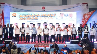 Presiden PKS Perintahkan Menangkan Bobby-Surya Presiden PKS Perintahkan Menangkan Bobby-Surya