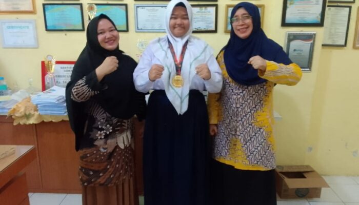 SMP Al Washliyah 8 Medan Bangga Prestasi Shazia