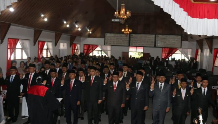 Dilantik, 35 Anggota DPRD Taput Terpilih Periode 2024-2029