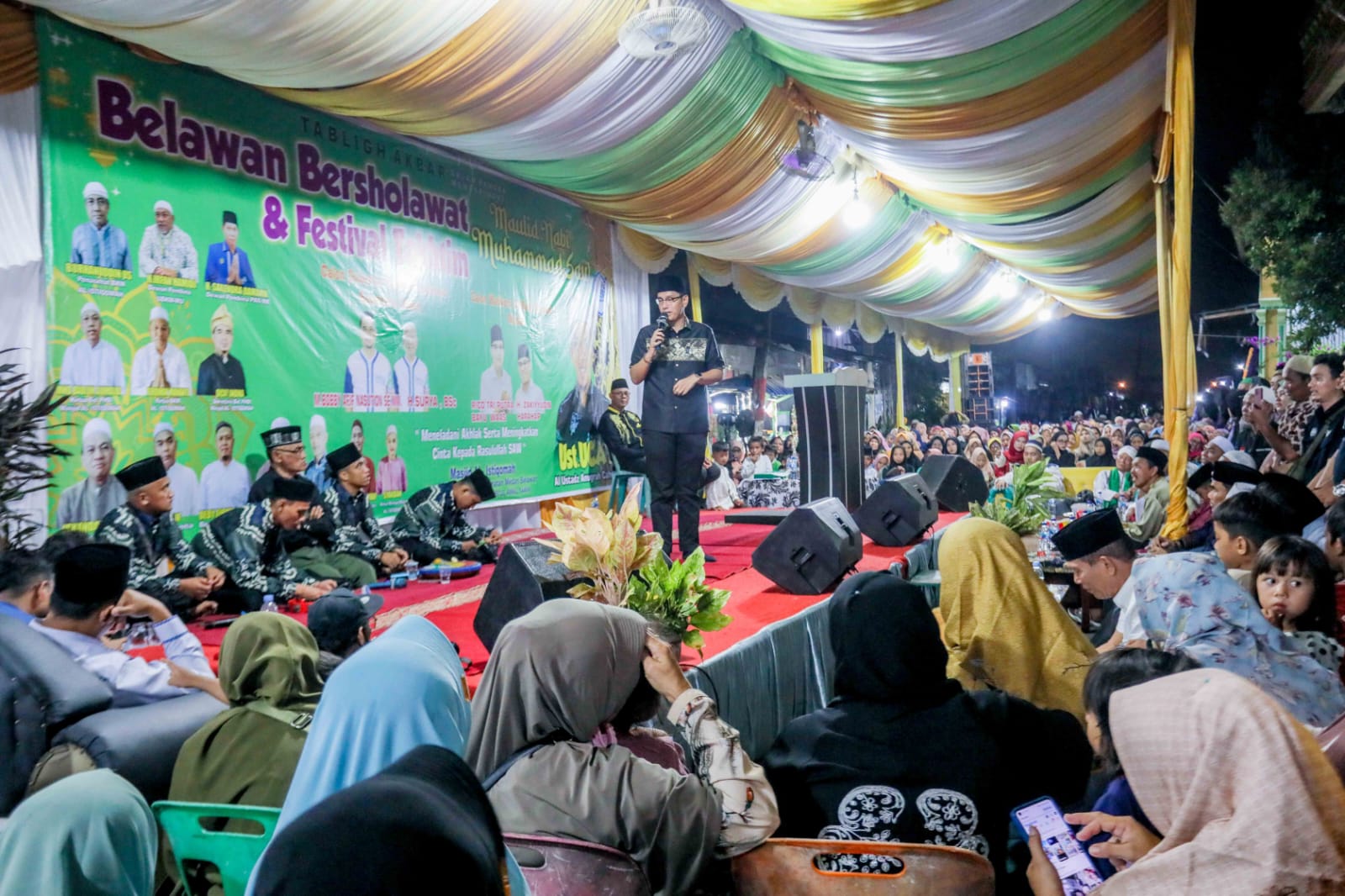 Rico Waas Hadiri Peringatan Maulid Nabi SAW Bersama Masyarakat Medan Belawan