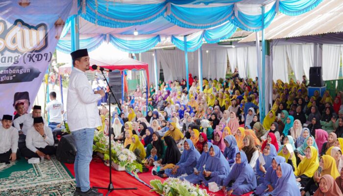 Bobby Nasution Hadiri Maulid Akbar Komunitas Dai Milenial Deliserdang