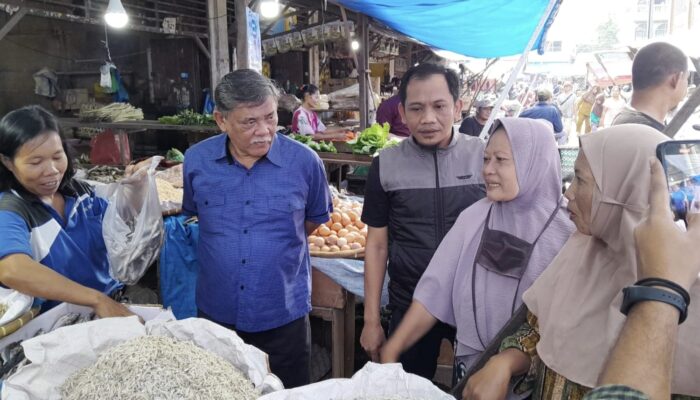Disambut Antusias Pedagang, Yusuf-Bayu: Bantu Dan Doakan Kami Terpilih
