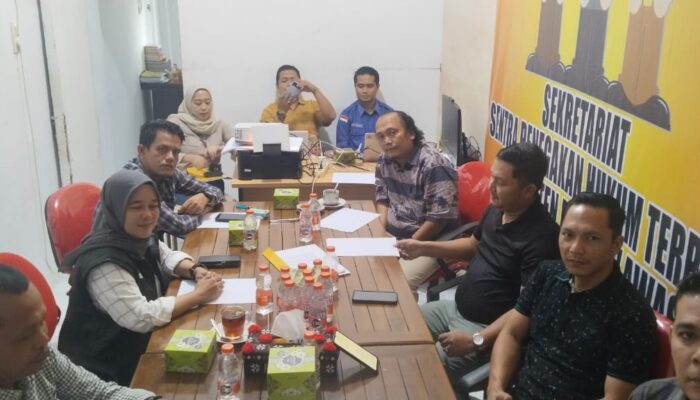 Bawaslu Palas Terima Pengaduan Dugaan Pelanggaran PKPU Cabup No 2