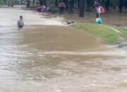 Hujan Deras, Akses Sejumlah Desa Di Labusel Lumpuh