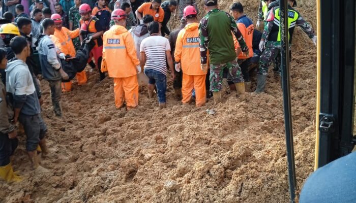 Sekeluarga Meninggal Dunia Tertimbun Longsor Di Aceh Tengah
