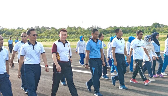 Jalan Santai Meriahkan HUT Ke-79 TNI Di Sabang