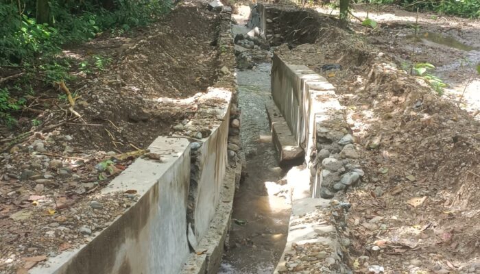 Diduga Asal Jadi, Proyek PON Perkimtan Agara Ambruk