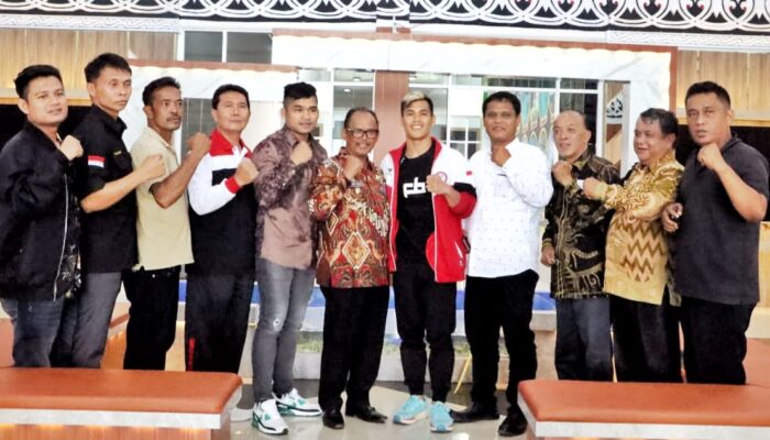 Plt Bupati Simalungun Berangkatkan Atlet MMA Bertarung Ke China