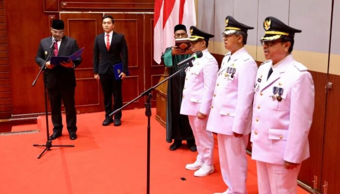 Pj Gubernur Aceh Lantik Tiga Pj Bupati, Ini Pesannya