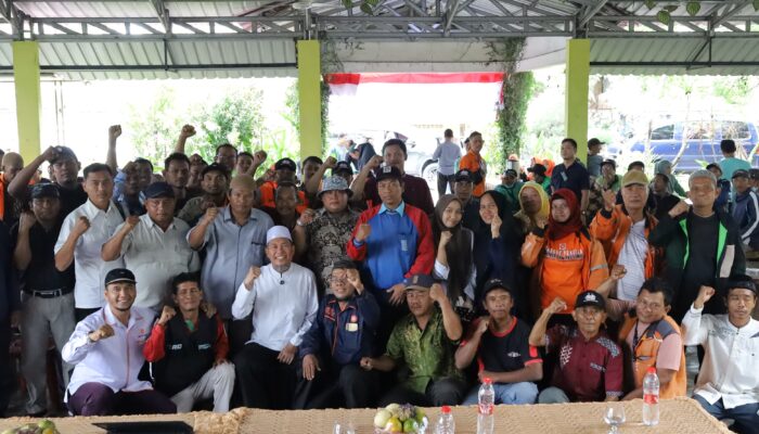 Ratusan Buruh Dari Medan Utara Bincang Politik Dengan HIRO