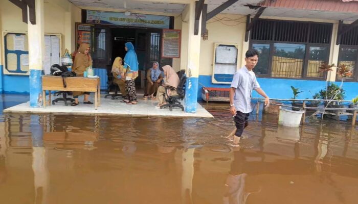 Lima Kecamatan Di Aceh Singkil Terendam Banjir, Sejumlah Sekolah Diliburkan