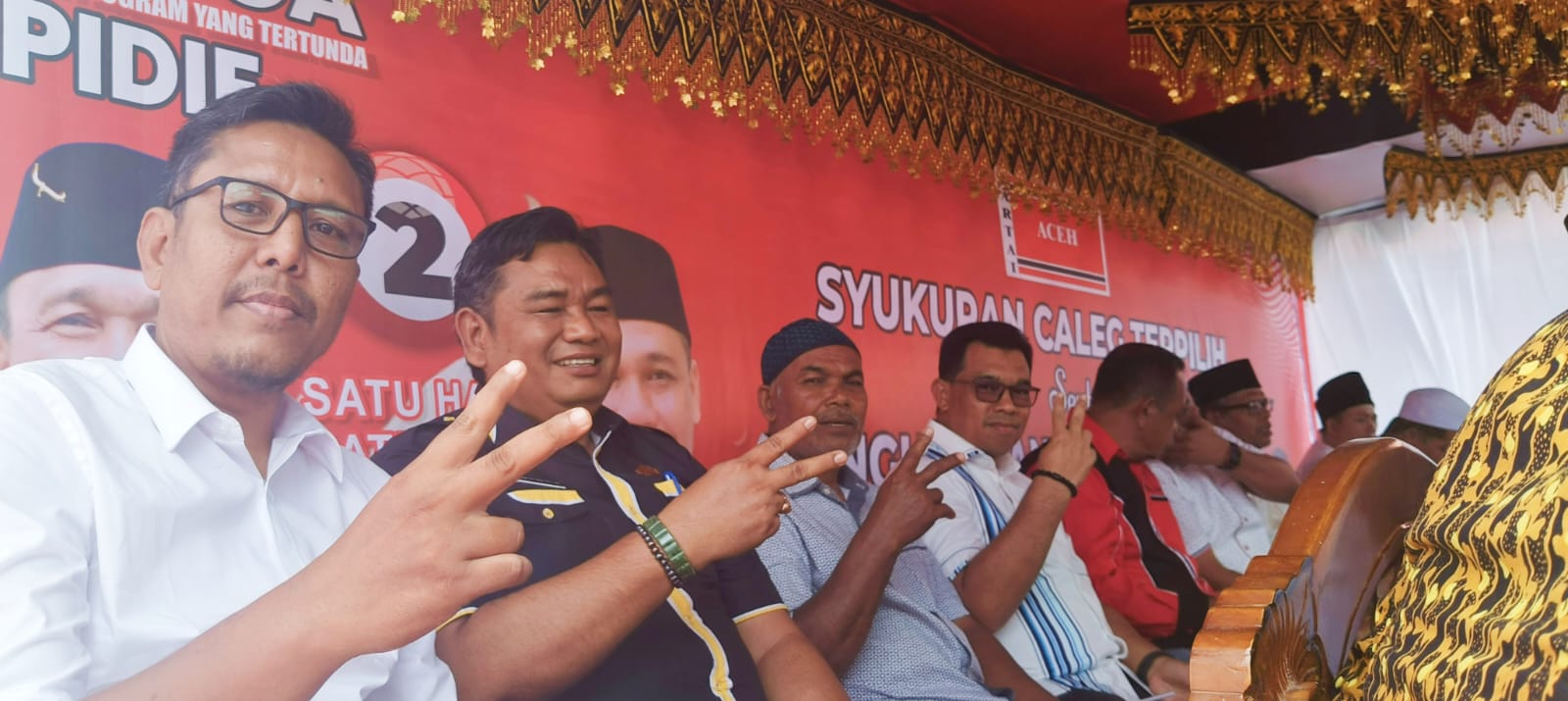 Ribuan Warga Simpang Tiga Siap Menangkan H Sarjani-Alzaizi