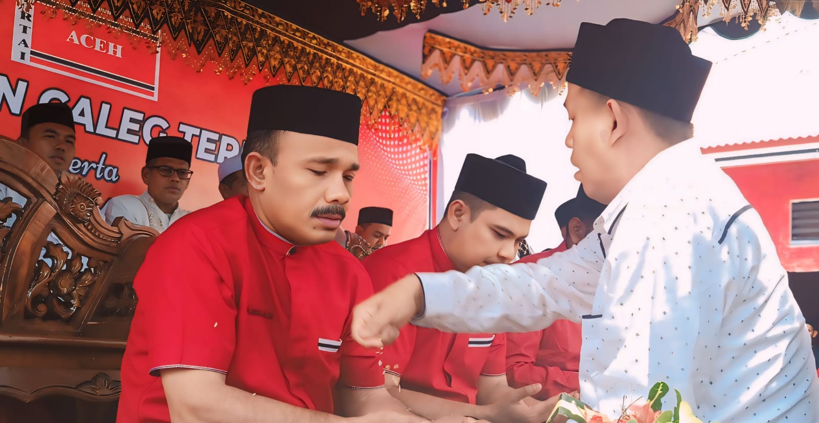 Ribuan Warga Simpang Tiga Siap Menangkan H Sarjani-Alzaizi