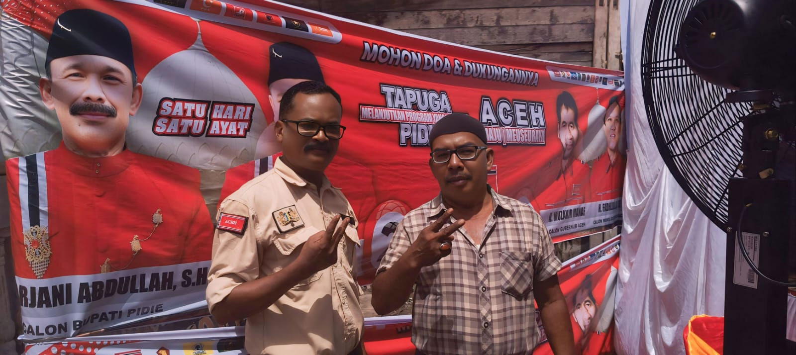 Ribuan Warga Simpang Tiga Siap Menangkan H Sarjani-Alzaizi