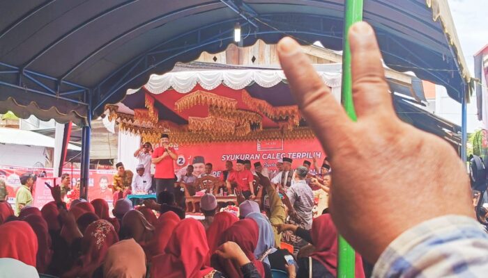 Ribuan Warga Simpang Tiga Siap Menangkan H Sarjani-Alzaizi