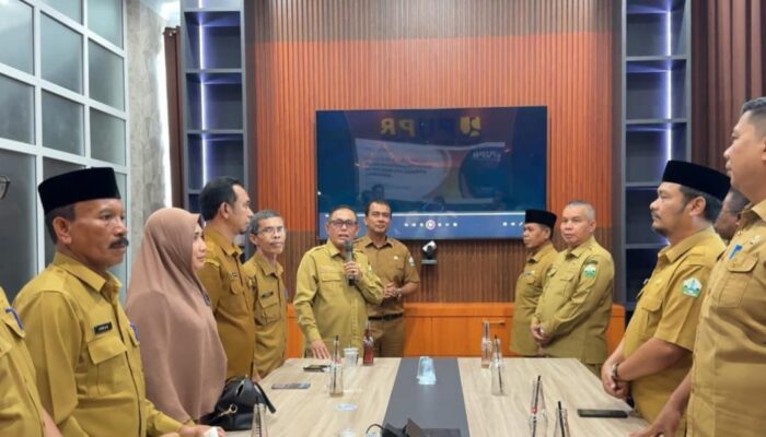 Sekda Launching Aplikasi Sispampro Kadis PUPR Bireuen