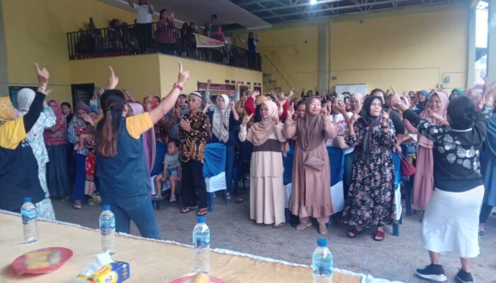 Meski Cuaca Hujan, Kaum Ibu Di Bosar Maligas Antusias Menangkan RHS-AZI