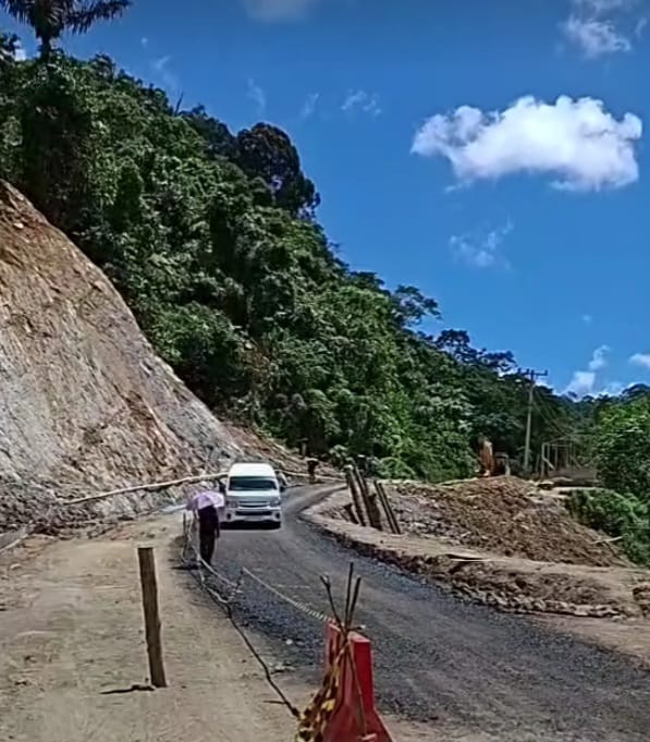 Masih Cabup Tapsel, Gus Irawan Sukses Perjuangkan Jalan Nasional Batu Jomba Masih Cabup Tapsel, Gus Irawan Sukses Perjuangkan Jalan Nasional Batu Jomba