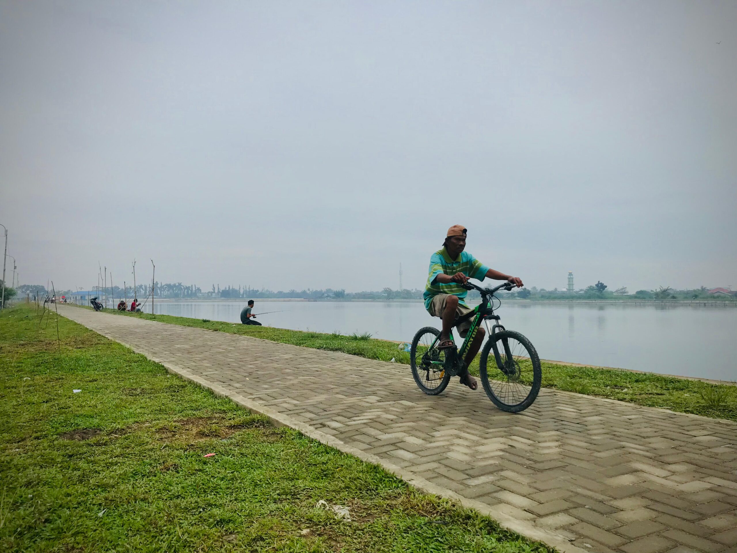 Pembangunan Jogging Track Sekeliling Kolam Retensi Martubung Selesai