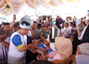 Emak-emak Di Pesisir Labuhanbatu Curhat Ke Bobby Nasution: Jalan Rusak Bikin Ibu Hamil Sulit Bersalin