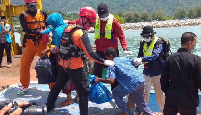 Masyarakat Aceh Selatan Beri Tenggat Waktu Seminggu Tampung 152 Etnis Rohingya
