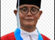 Memburu Gelar Doktor