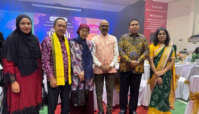 Harian Waspada Ucapkan Selamat Perayaan Diwali