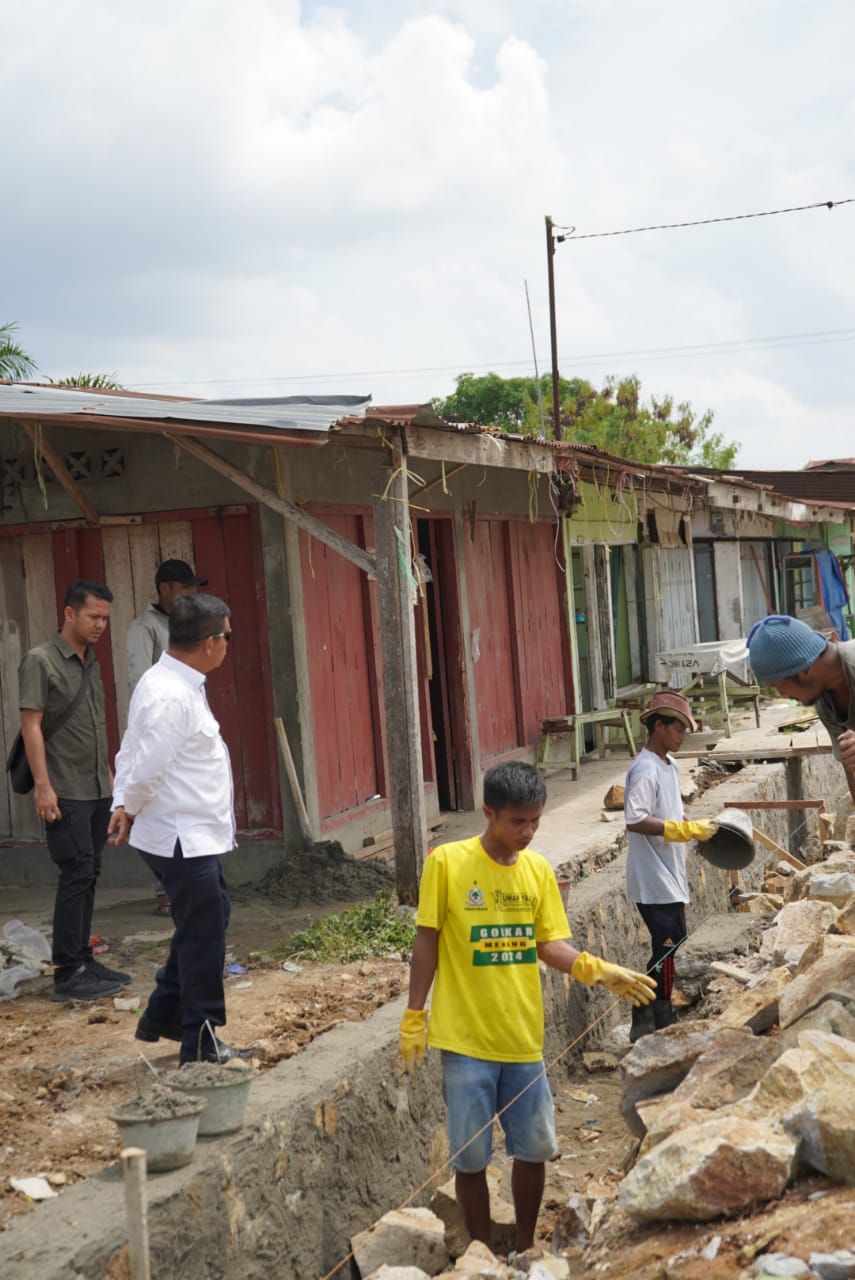 Berkunjung Ke Pasar Perdagangan, Pedagang Sebut 'RHS Ok' Lanjutkan