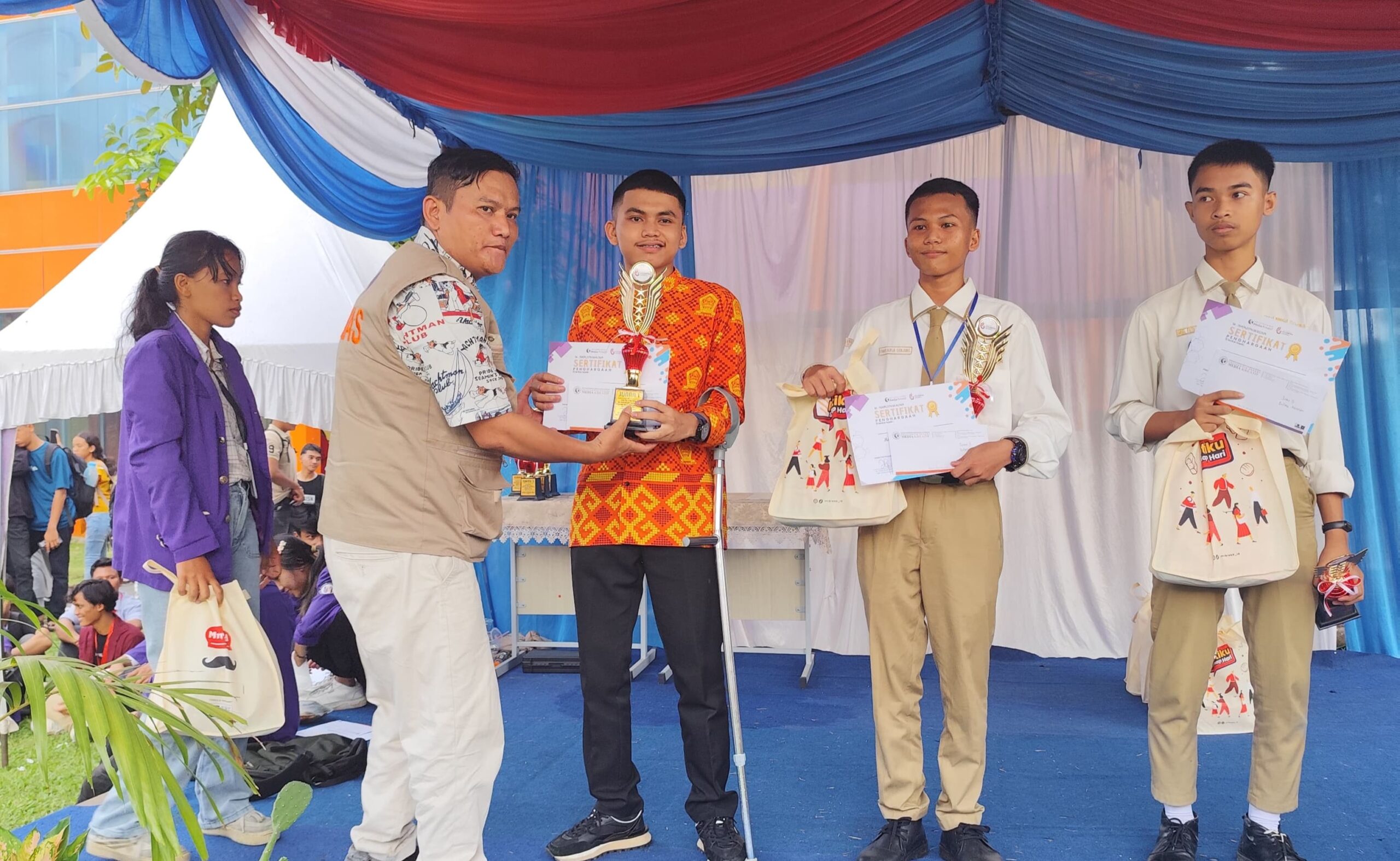 Darul Mursyid Kembali Torehkan Prestasi Olimpiade Sains dan Teknologi Polimedia Medan 2024