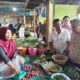 Suwarno, Mantan Dirut PUD Pasar Kota Medan Dampingi Yasyir Ridho Keliling Pasar Sentosa Baru
