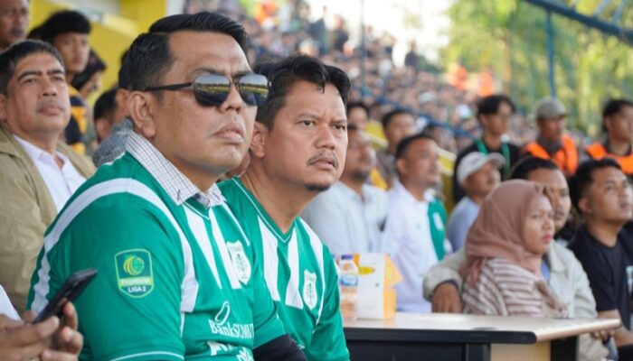Kompak Nobar PSMS Medan Kontra FC Bekasi City, Prof Ridha Dan Rani Rindukan PSMS Main Di Rumah Sendiri