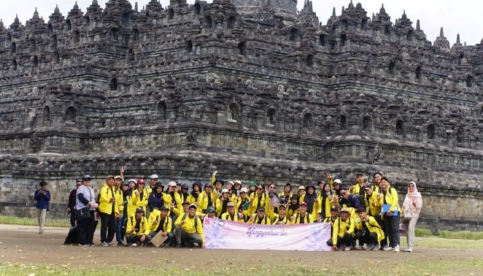 Studi Banding ke Candi Borobudur, Mahasiswa Politeknik Pariwisata NHI Bandung Nilai Aturan Baru Sudah Tepat