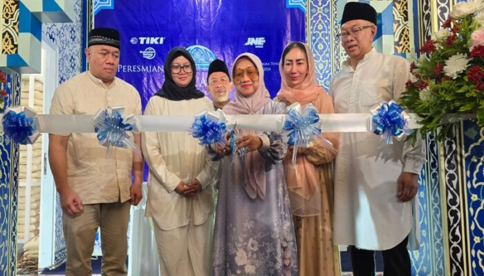 Pendiri TIKI Dan JNE Resmikan Masjid Nur’aini Di Kurau Barat, Kepulauan Bangka Belitung